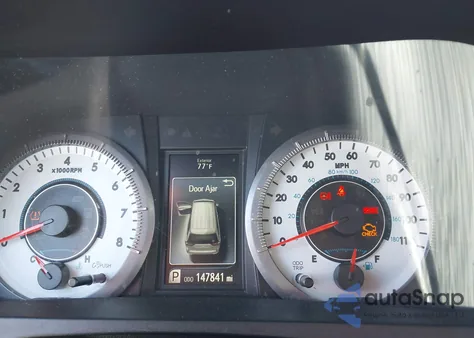 2015 Toyota Sienna Se 8 Passenger из США, поврежденный, VIN 5TDXK3DC7FS633034